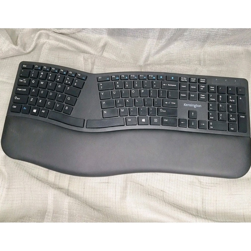 Kensington Pro Fit Ergo Wireless Keyboard Tested Dongle Included Wrist Rest